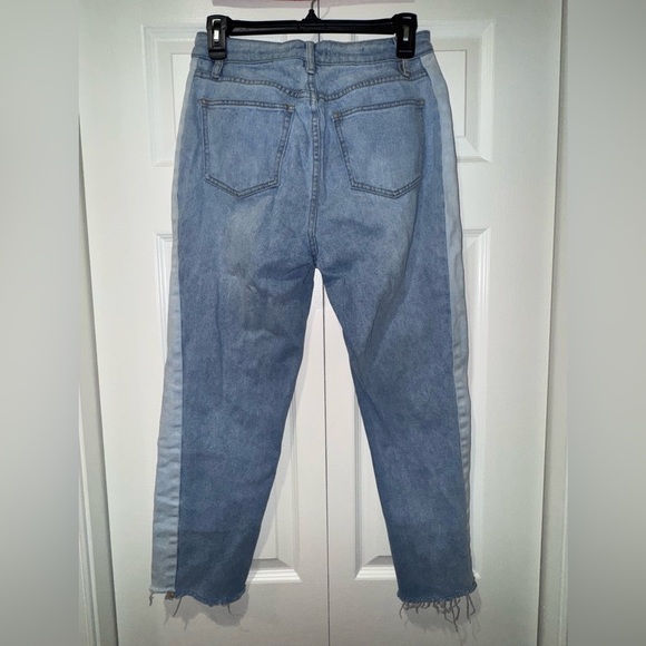 PacSun Blue Mom Jean Two Toned Frayed Hem Mid Rise  Size 27. VGUC - Picture 6 of 13